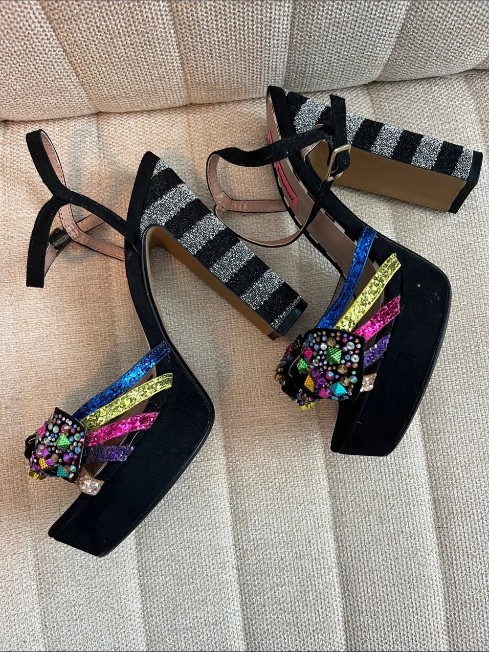 Betsey Johnson tobie rhinestone glitter metallic embellished platform sandals 7